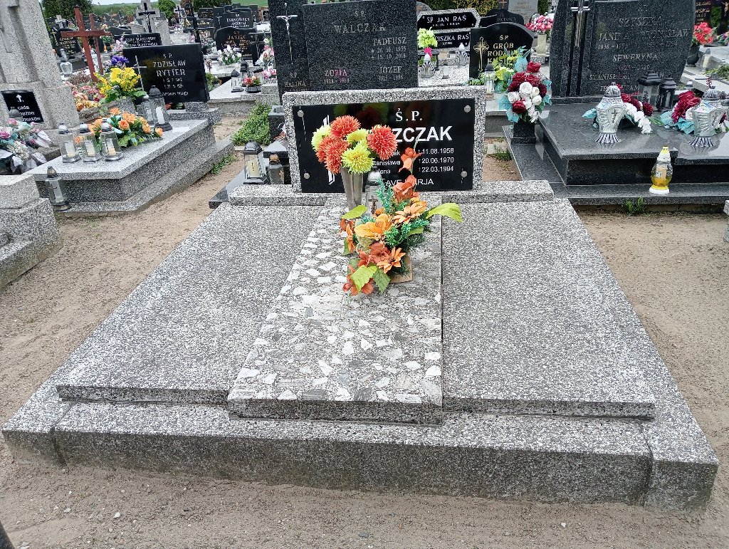 Grób Zofia Oszczak