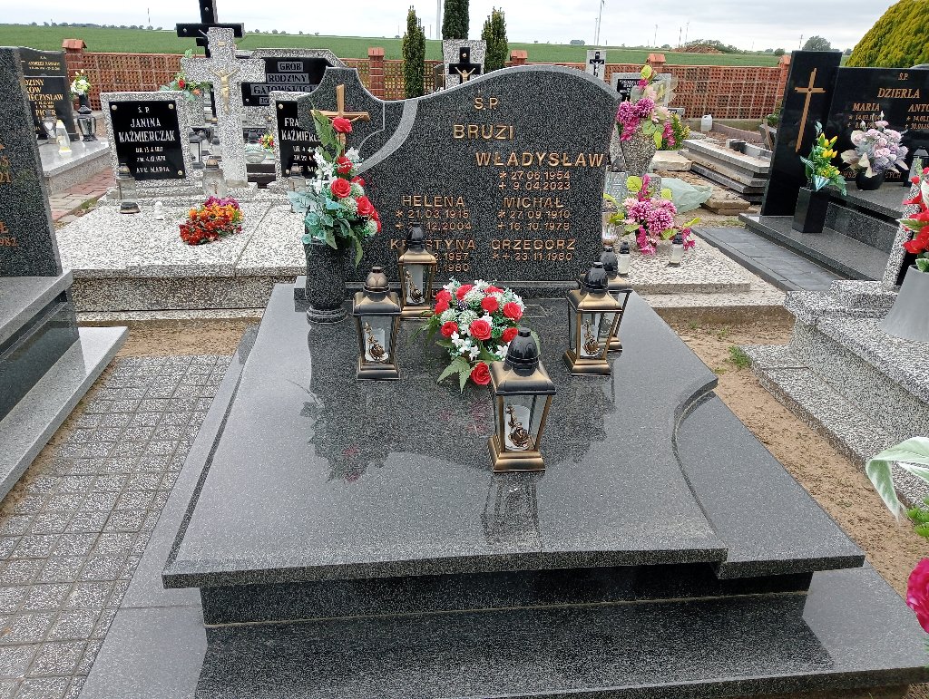 Grób Helena Bruzi