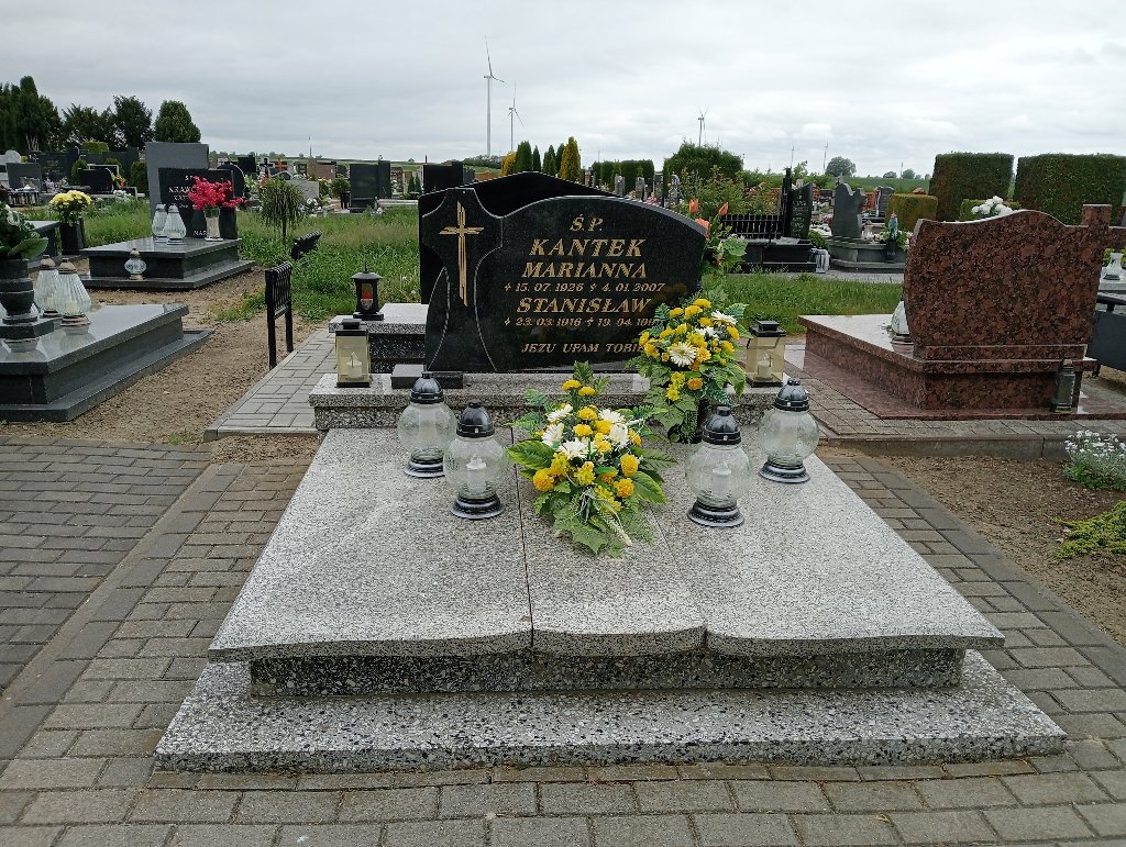 Grób Stanisław Kantek