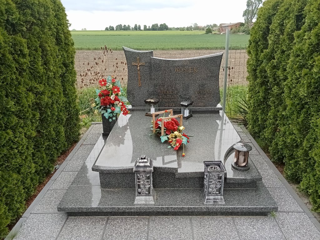 Grób Tekla Wosiek